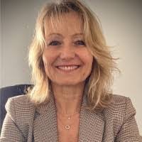 Cassie Eckert's Instagram, Twitter & Facebook