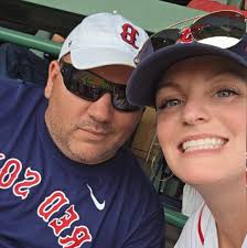 Hey trying something New!! 🍦 ☕️ 🍦☕️🍦☕️ Vanilla Caramel Cold Brew Ice  Cream Float!!! 🍦☕️🍦☕️🍦☕️🍦☕️ Give me all the feedback!!