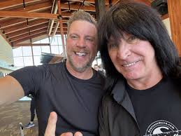 Semi-forgotten 80's guitar hero d00ds