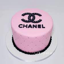 Especially if it's a chanel birthday cake! Cakesbyzana