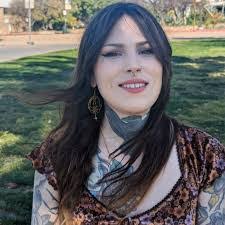 Danielle Treiber's Instagram, Twitter & Facebook