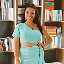 Pelin akil kimdir yasi boyu ve fotograflari trend gonderi. Pelin Akil Nereden Mezun Oldu Biyografi Sitesi