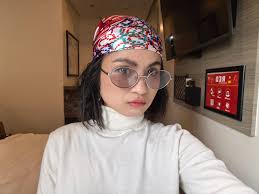 Watching quietly, hoping gently🕶️✨