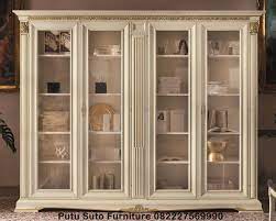 Inspirasi lemari hias kaca ruang tamu moderen minimalis. Lemari Hias Pajangan Ruang Tamu Mewah Model Bufet Modern Jepara Interior Kamar Tidur Modern Ruang Tamu Mewah Lemari Hias