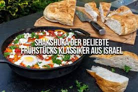 Some say that a visit to israel isn't complete without a taste of one of its most beloved breakfast dishes: Shakshuka Der Beliebte Fruhstucks Klassiker Aus Israel Schickling Grill
