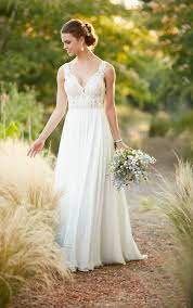 Kaufen sie schlichte brautkleider 2019 sofort online. Boho Chiffon Brautkleid Essense Of Australia