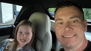 Brent Ledford's Instagram, Twitter & Facebook