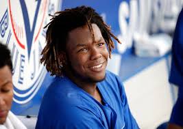 Vladimir guerrero his son vladimir jr. Blue Jays Vladimir Guerrero Jr Wins Minor League Player Of The Year