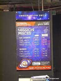 Once again, play interactive asia held another midnight game launch event this time at galactic laser, sunway pyramid and it was open to the public, especially fans of the popular gaming franchise call of duty. Lwin Lee Galactic Laser Mid Valley