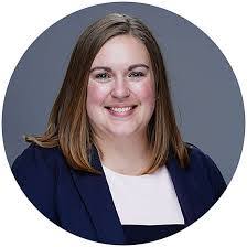 Cassie Pearce's Instagram, Twitter & Facebook