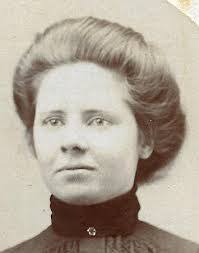 Mary Donner's Instagram, Twitter & Facebook