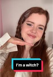 Vicki Boyce's Instagram, Twitter & Facebook