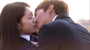 Eun sang boards a plane while kim tan is attending a very… read more. Heirs Episode 9 Eng Sub The Full Kiss Youtube