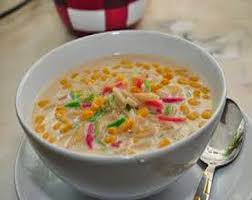 Bubur cha cha, a popular malaysian coconut based dessert with yam, taro, sweet potatoes, black eyed peas, and bananas. Skinhush Intensif Bebas Jeragat Resepi Bubur Cha Cha Bahan Bahan 1 Cawan Cha Cha Kering Anggaran 140 150 Gram 2 Mangkuk Santan Pekat 3 Sudu Besar Sagu 1 Helai Daun Pandan Carik Dan Simpul