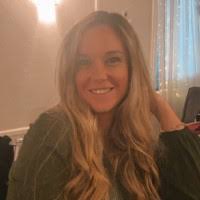 Jaclyn Sylvester's Instagram, Twitter & Facebook