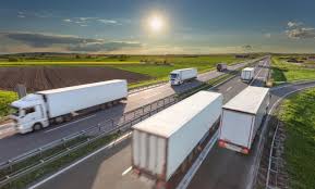 Camioanele pot face livrări eficiente 24 de ore pe zi, indiferent de orele de funcționare ale aeroporturilor, căilor ferate și porturilor. Polonia RÄƒmane Liderul In Transportul Rutier InternaÈ›ional European