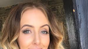 Those tattoos may feature a pink ribbon, a name, a date, or something that signifies the special relationship. Tattooing Realistic Nipples On Breast Cancer Survivors Helps Give Them A New Beginning Uk News Sky News