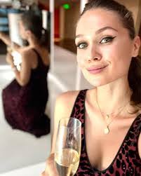 Natasha Patton's Instagram, Twitter & Facebook