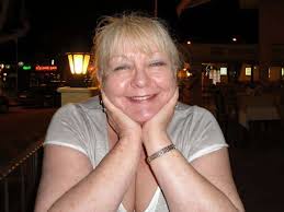 Mum died after botched hysterectomy saw her bowel accidentally stitched to  her stomach