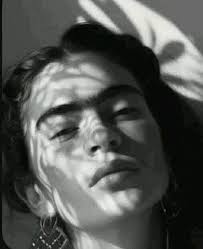 Frida Kahlo said: Laughing made me invincible; not like those who always  win; but like those who never give up. 🌹