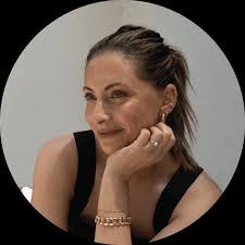 Welcoming more great writers and creators to Substack, including Gen X  journalists @heywhatevernevermind, @fawnianewyork and @cherylanneny;  founder of cupcakes and cashmere @emilyschuman; journalist writing local  NYC tips @laura_peruchi; activist and ...