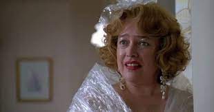 Fried Green Tomatoes Filminde Kathy Bates In Strec Filmden Yaptigi Mukemmel Elbisesi Fried Green Tomatoes Movie Fried Green Tomatoes Tomato Movie