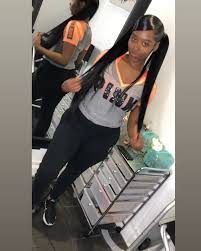 Bre On Instagram Two Ponytails With A Swoop First Time Trying It Ponytails Swoopponytail Genieponytail Invisiblep Two Ponytails Ponytail Lace Hair