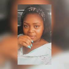 Petra Solomon's Instagram, Twitter & Facebook