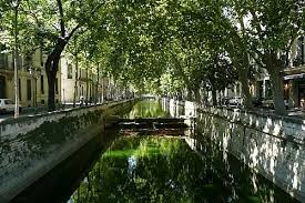 Nimes Pictures And Compact Guide France Nimes Wonders Of The World South Of France