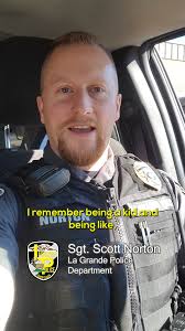 Join us in making a positive impact in our community, just like Sgt. Norton  and the dedicated team at LGPD! 🚔 Apply now to become a La Grande Police  officer and be