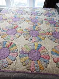 I'm pretty happy to give this sweet old quilt a second chance. Reserved Antique Dresden Plate Quilt From Feed Sack Prints 1930 S In Excellent Condition Dresden Plate Patterns Dresden Plate Quilt Dresden Plate Quilts