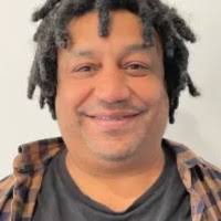 80+ perfiles de «Clavet»