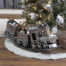 Vintage Christmas Decorations That Are Making A Huge Comeback Vintage Christmas Decorations Train Decor Christmas Decorations