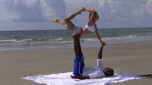 Motivating couples out in the world to get fit together with each other! Advanced Beach Yoga Demo With Dashama Josiah Youtube