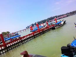 Pulau perhentian merupakan sebuah pulau yang memang tidak asing lagi bagi warga malaysia mahupun pengunjung dari luar negara. Percutian Ke Pulau Perhentian Pulau Cantik Gila