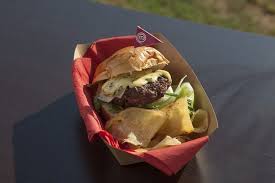 Hamburguer Com Gruyere E Abacaxi Grelhado Band Receitas