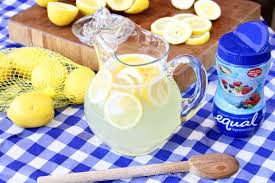 fresh squeezed lemonade southern bite