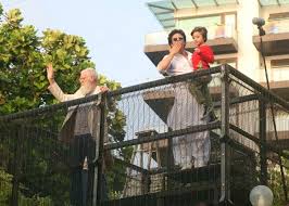You'll also spot dark wooden flooring. From Mannat To Jannat Take A Look At Shah Rukh Khan S Multi Crore Mansions Odisha Bytes