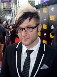 Billy Blake's Instagram, Twitter & Facebook