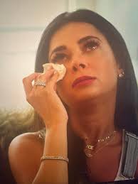 This woman is worst than Michaela from season 13. This is Alyssa from  Married At First Sight, season 14. I hate her so much.