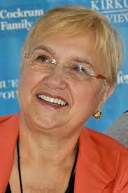 Arriva dagli usa la notizia della morte dell'amata nonna di joe bastianich, mamma di lidia bastianich, due volti noti della televisione italiana ma anche di quella oltreoceano. Lidia Bastianich Wikipedia