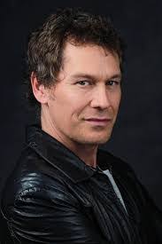 Stephen Corey's Instagram, Twitter & Facebook