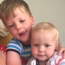 hannah lomas (@hannahrobbins81)