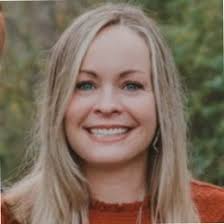 As of December 9th, I am officially a University of North Georgia and Delta  Zeta alumna 🎓 I am incredibly grateful for my time at UNG, where I earned  my Bachelor's degree