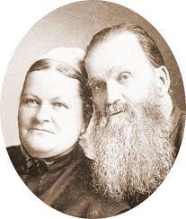 Arthur Zook's Instagram, Twitter & Facebook