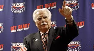 Miami (ap) — howard schnellenberger, who revived football at the university of miami and he was 87. Xr5sxex4kdzzfm