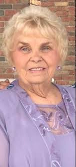 Elinor West's Instagram, Twitter & Facebook