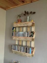 Bücherregal aus paletten ᐅ schickes bücherregal dekoregal aus paletten i palettenmöbel, palettenmöbelkönig this bücherregal aus paletten graphic has 18 dominated colors, which. Bookshelf Out Of Pallets Bookshelf Pallets Bookshelves Diy Wooden Pallet Furniture Bookcase Diy