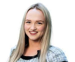 Kristen Bertram's Instagram, Twitter & Facebook