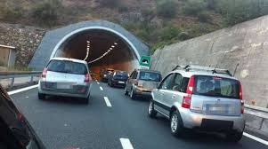 Wybierz z listy miejsce początkowe trasy miejsce końcowe trasy. Autostrade A Genova Gallerie Sicure Entro Il 30 Giugno Pedaggi Gratis Ecco Tutte Le Novita Genova 24